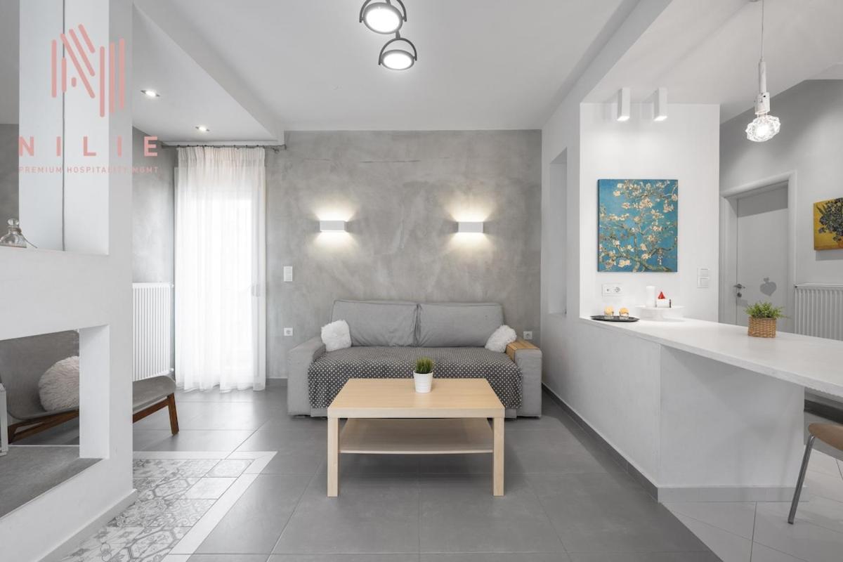 Pendente, Nilie Hospitality Mgmt Thessaloniki